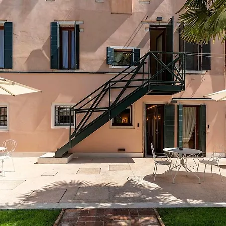 Ca' Leonardo Venetian With Garden Apartamento