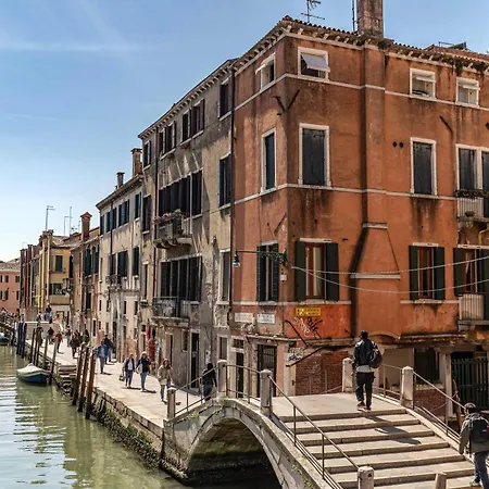 Ca' Leonardo Venetian With Garden *